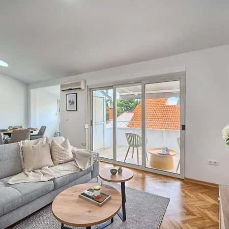 Adriatic Retreat Meje, 4 Min Walk To The アパート *