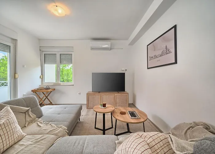 Adriatic Retreat Meje, 4 Min Walk To The アパート